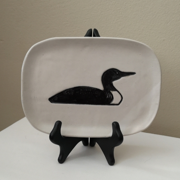 Other - Beautiful Studio Art Pottery Display / Trinket Dish With Loon Signed Stand Incl